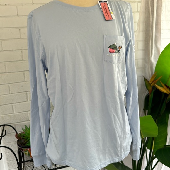 🆕 Vineyard Vines Women’s Fall Whale Long Sleeve Shirt - Picture 2 of 6